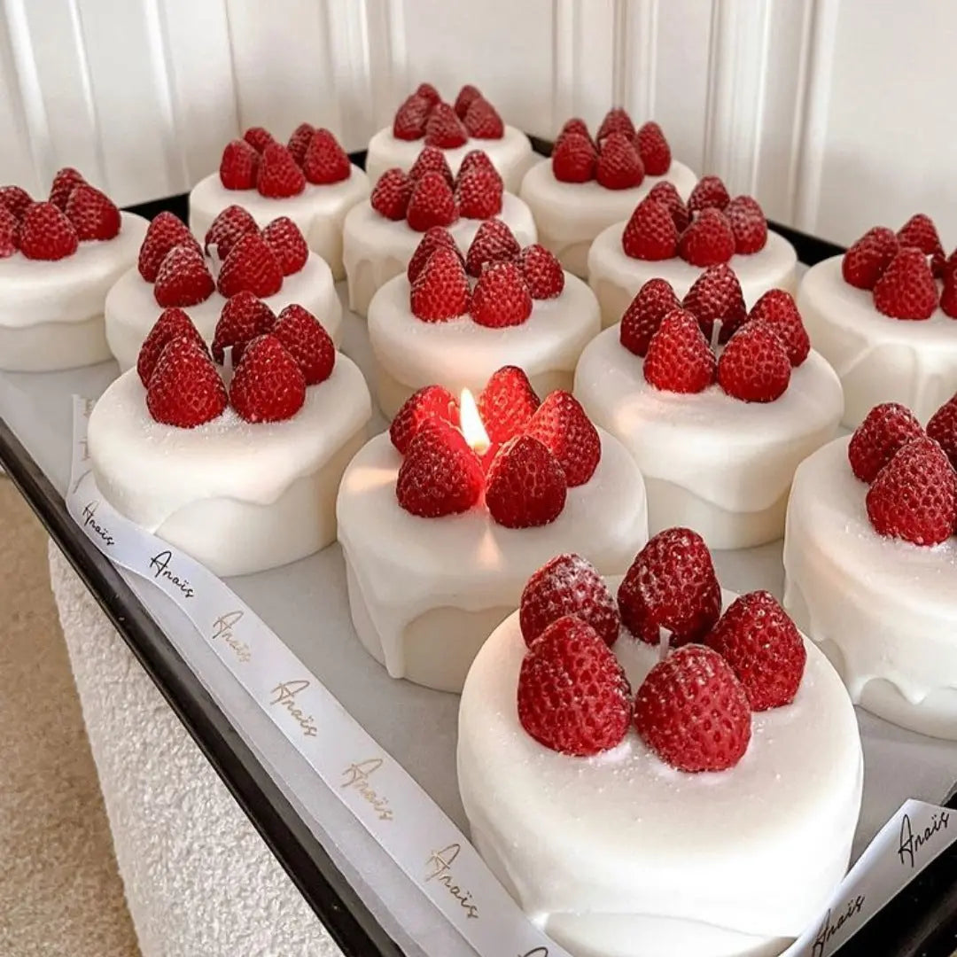 Cake-shaped Scented Candle